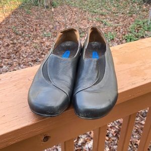 Wolky black leather shoes